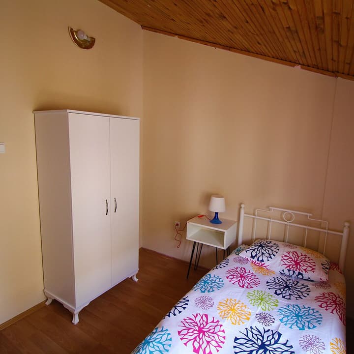 Deeps Hostel