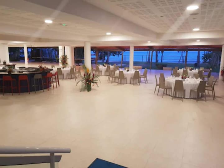 Hotel Arawak Beach Resort