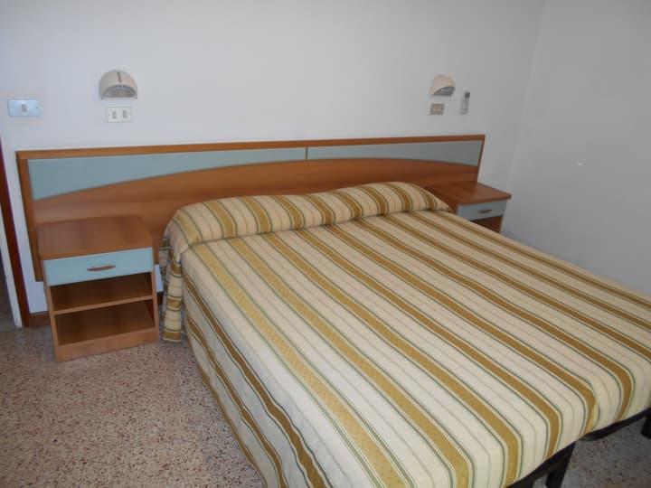 Hotel Sayonara
