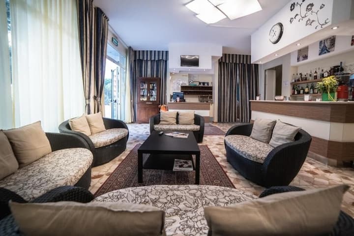 Hotel Sayonara