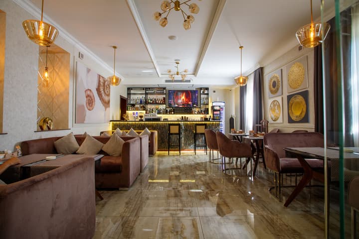 Navruz Hotel