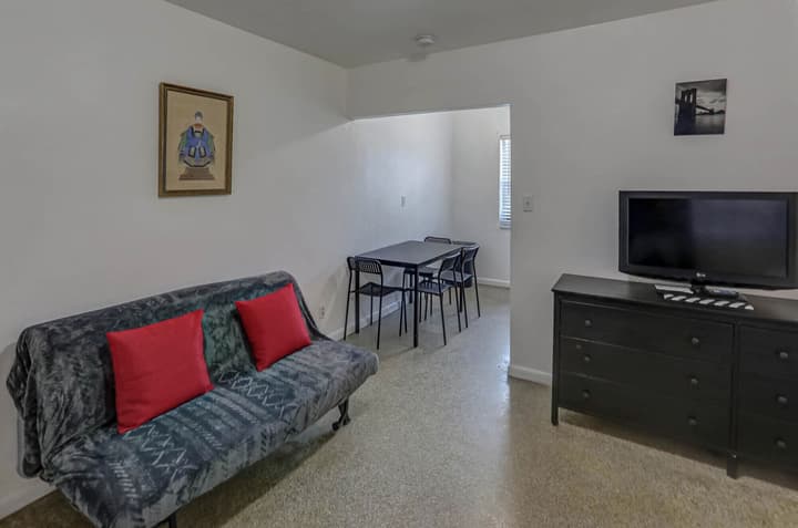 Green Seas Motel