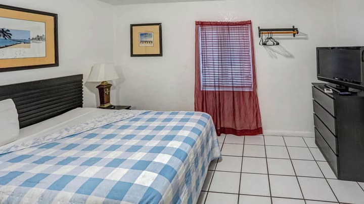 Green Seas Motel