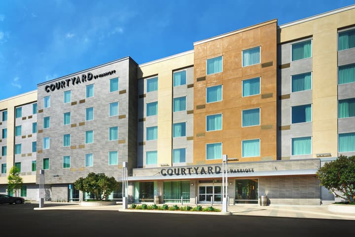 Courtyard by Marriott Los Angeles LAX/Hawthorne