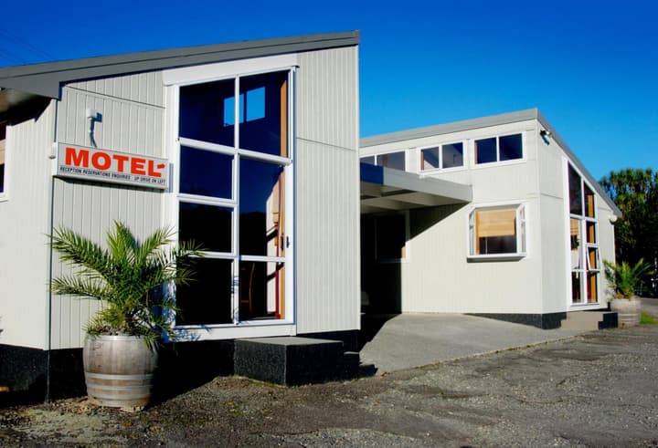 Apostles View Motel
