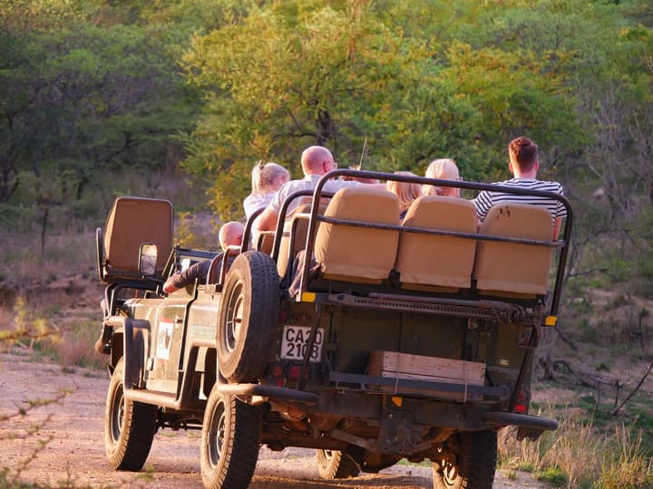 Kingfisher Creek Safari Lodge