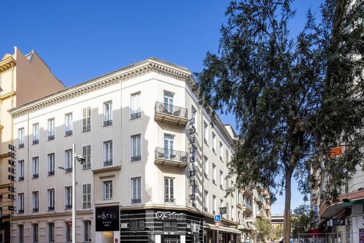 Hôtel 66