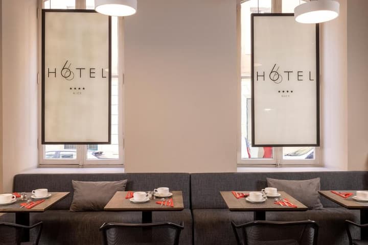Hôtel 66