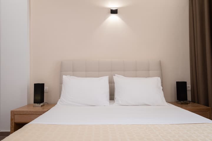 Tristhenia Hotel