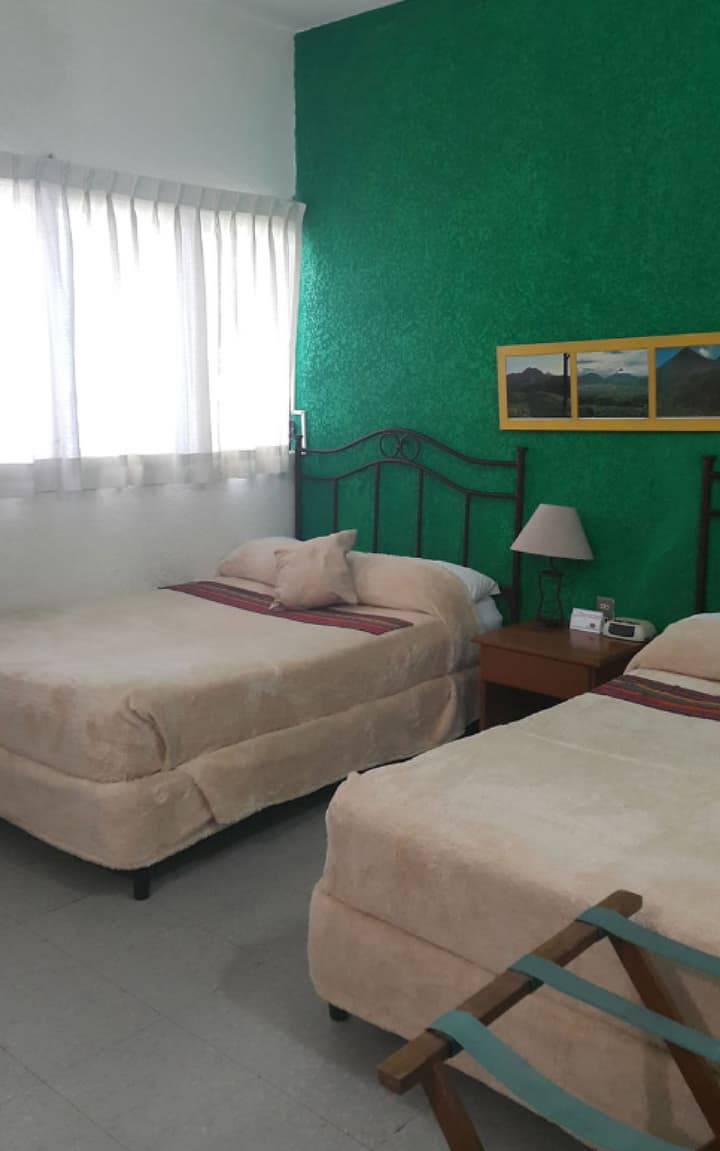 Hotel Casa Flores De Tikal