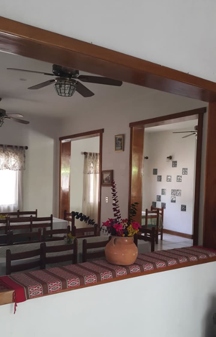 Hotel Casa Flores De Tikal