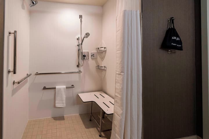 Courtyard by Marriott Tampa Northwest/Veterans Expressway
