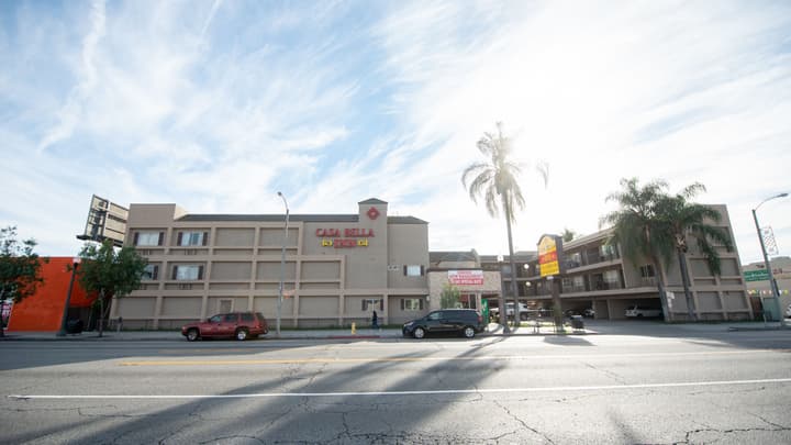 Casa Bella Inn - Huntington Park