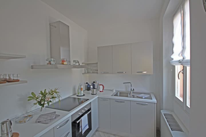 Diamond Apartments