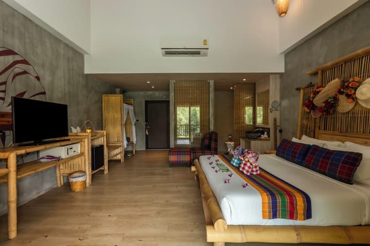 Isaan Isan Resort Khaoyai