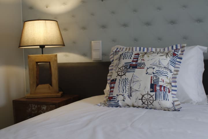 Royal Beach Hostel & Suites