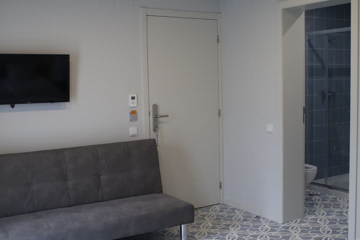 Royal Beach Hostel & Suites