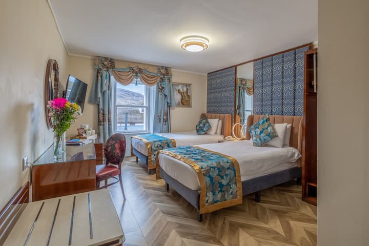 Muthu Fort William Hotel