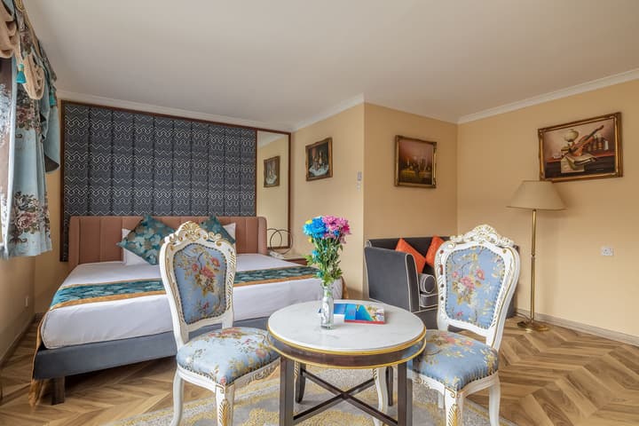 Muthu Fort William Hotel
