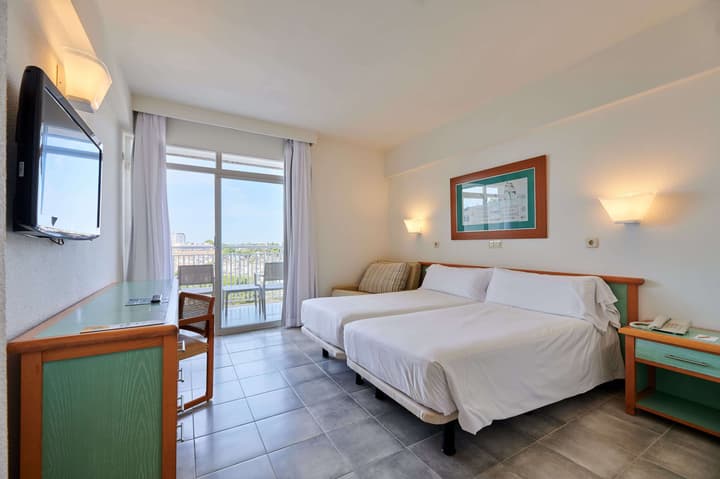 AluaSun Cala Antena – All Inclusive
