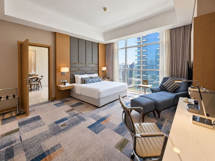 Canal Central Hotel