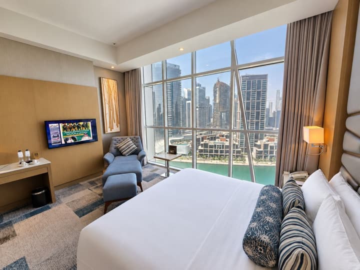 Canal Central Hotel
