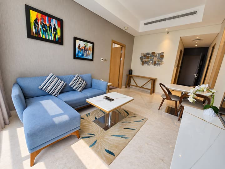 Canal Central Hotel