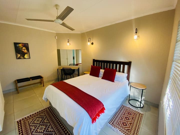 Shingalana Guest House
