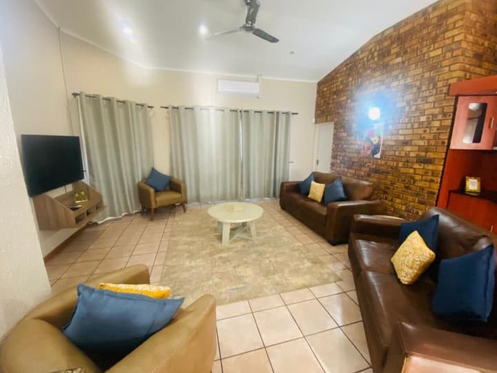Shingalana Guest House
