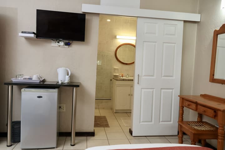Shingalana Guest House