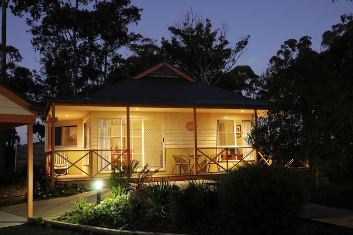 Waverley House Cottages