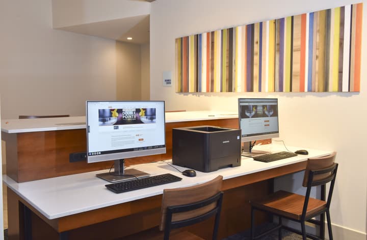 Holiday Inn Express & Suites - Orlando - Southeast by IHG