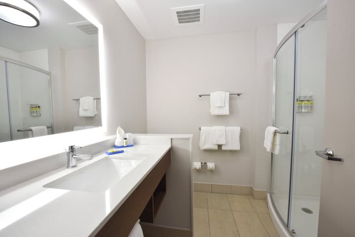 Holiday Inn Express & Suites - Orlando - Southeast by IHG