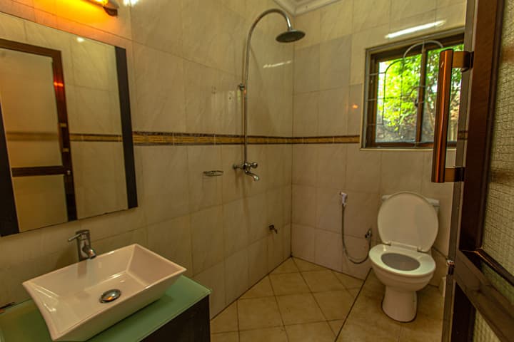 The Lahe Hotels