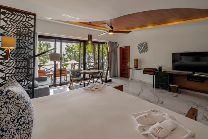 Mia Bacalar Luxury Resort & Spa