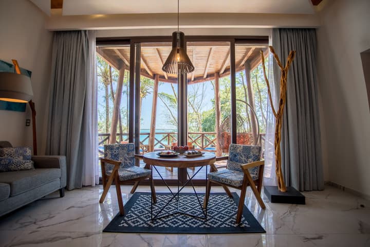 Mia Bacalar Luxury Resort & Spa