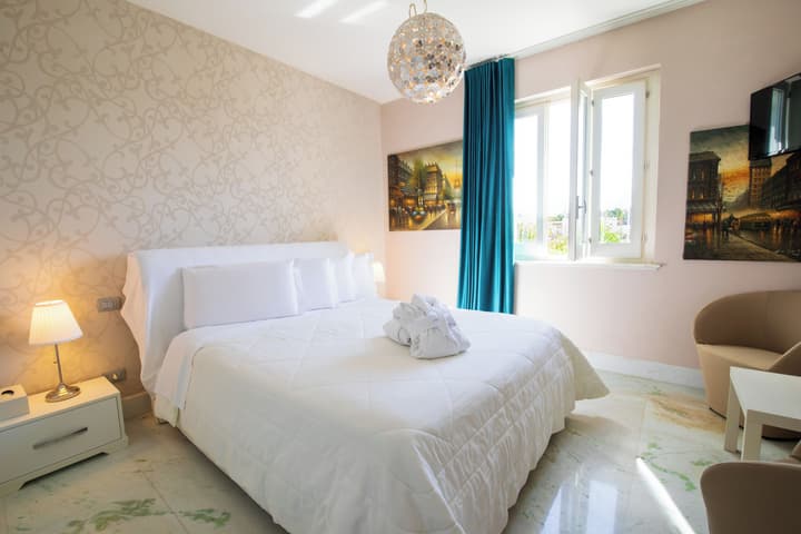 Bianco Riccio Suite Hotel