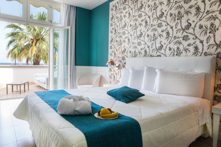 Bianco Riccio Suite Hotel