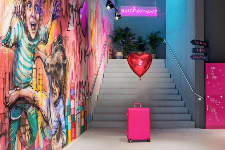 Moxy Frankfurt City Center