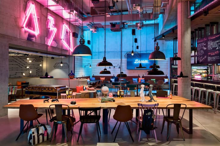 Moxy Frankfurt City Center
