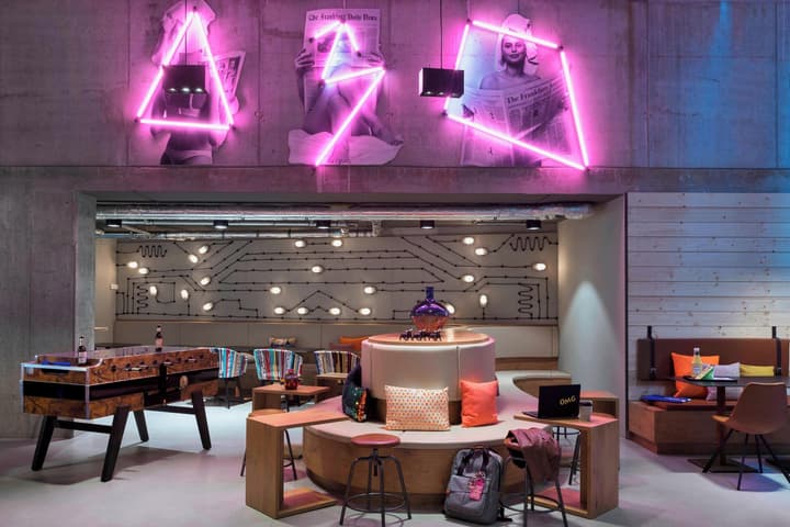 Moxy Frankfurt City Center