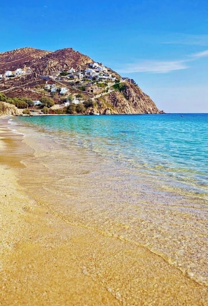 Mykonian Breeze