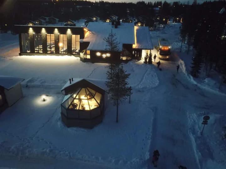 Santa's Igloos Arctic Circle