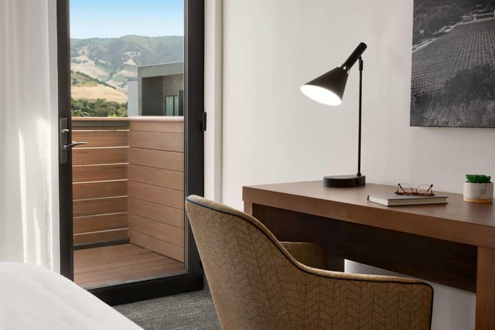 La Quinta Inn & Suites by Wyndham San Luis Obispo Downtown