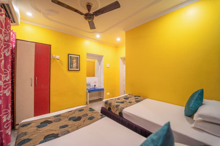 Tara Guest House