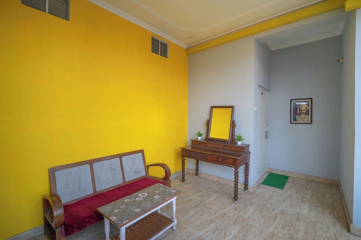 Tara Guest House