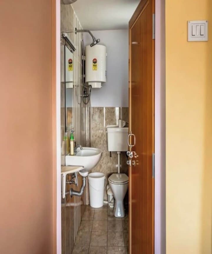 Tara Guest House
