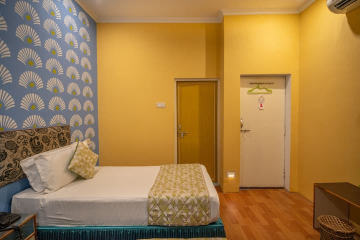 Tara Guest House