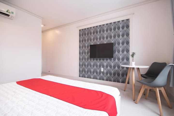 Bin Bin Hotel 4 - Near Sunrise City D7