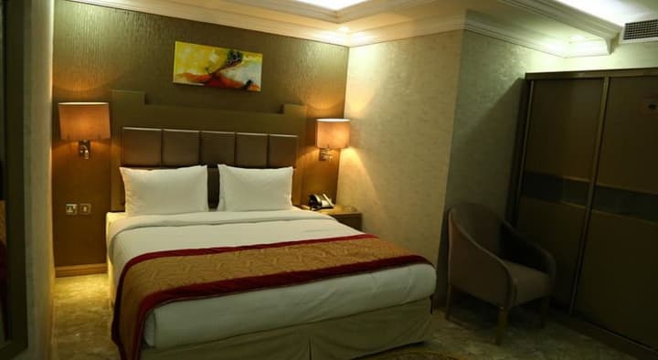 Sun and Sands Plaza Hotel